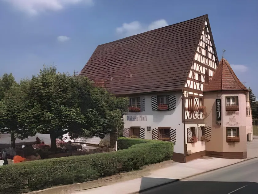 Hotel-Gasthof Rotes Roß - Image 1