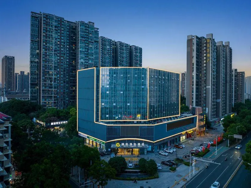 Jinyue Tangchi Hotel - Image 1