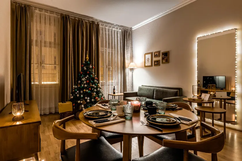 Louren Apartments - Image 1