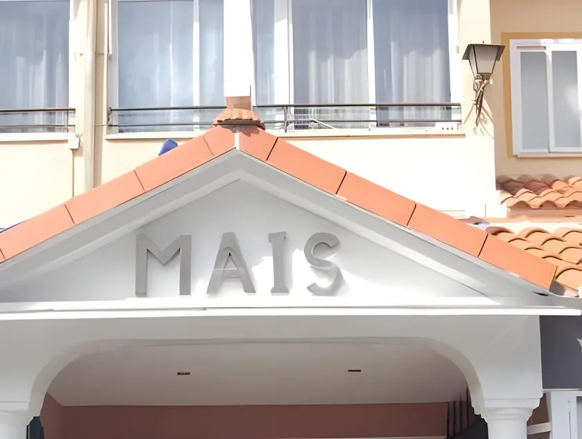 Hostal Mays - Image 1