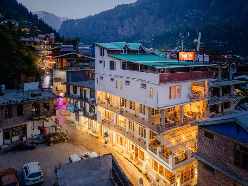 Drifters Cafe, Bar & Inn by The Hidden Tribe - Image 1