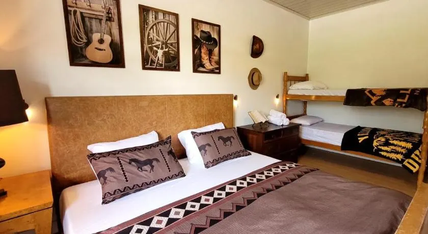 Quarto 01 - Pousada Casarao - Image 1