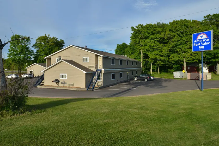 Marquette - Image 1