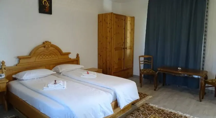 Casa Rotari - Image 1