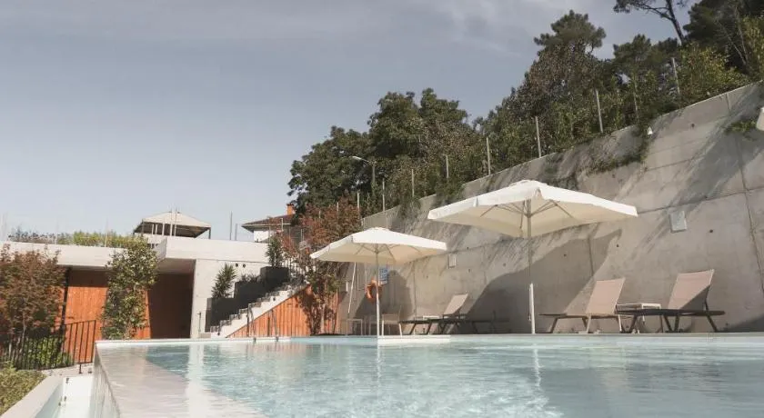Atmos Hotel Boutique - Image 1