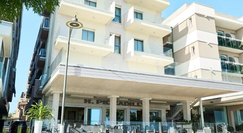 Hotel Piccadilly - Image 1