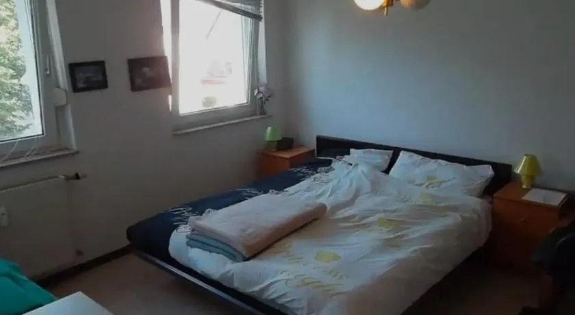 Düsseldorf - separates, privates Zimmer - Image 1