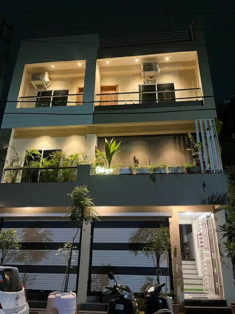 Hotel SHIVASHRAY Luxury Stays & Inn - Image 1