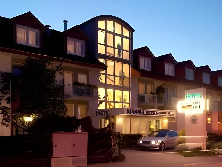 Hotel Markkleeberger Hof - Image 1