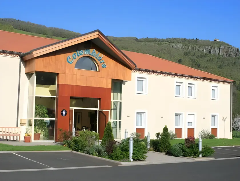 Hôtel La Colombiere Cantal - Image 1