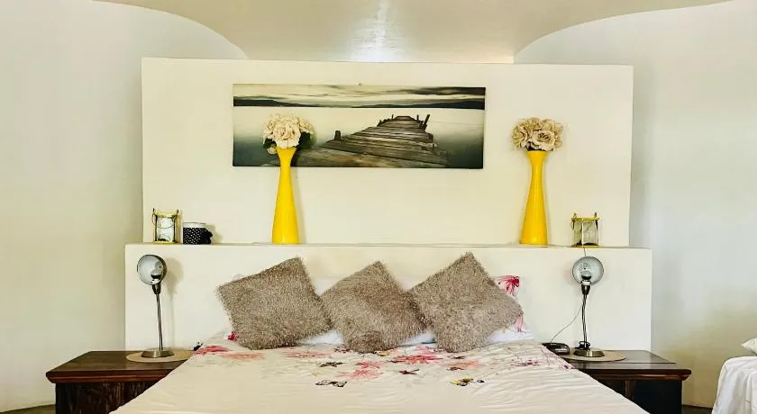Nandina Self Catering - Image 1