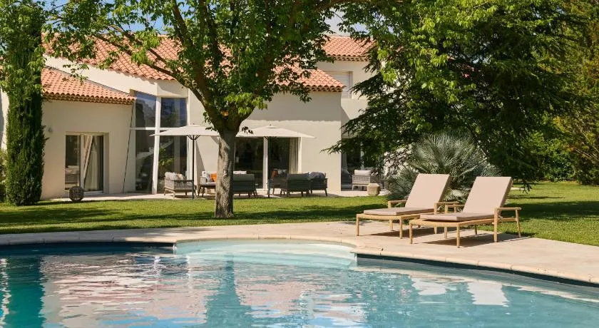 Villa Pelcourt - Image 1