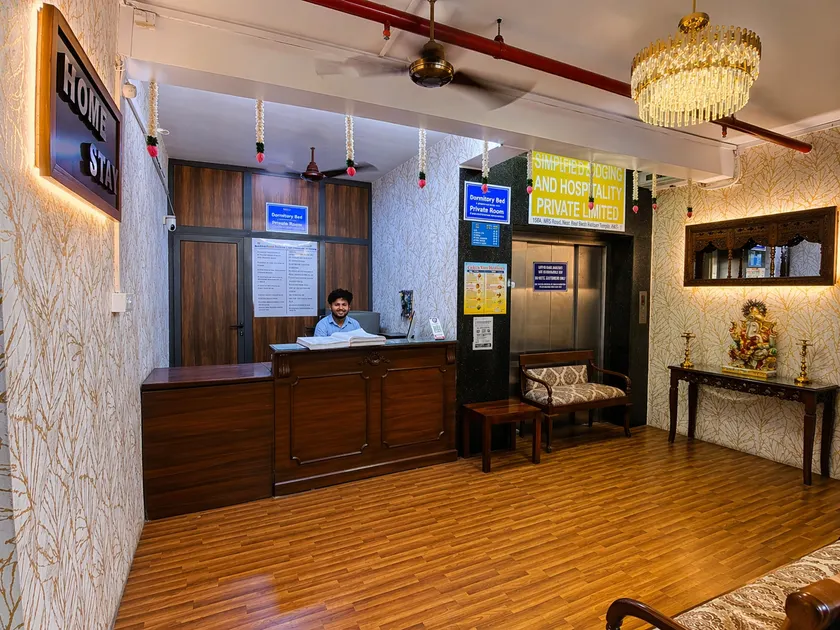 Homestay at Kashmiri Gate Metro & Old Delhi Railway Station - Image 1