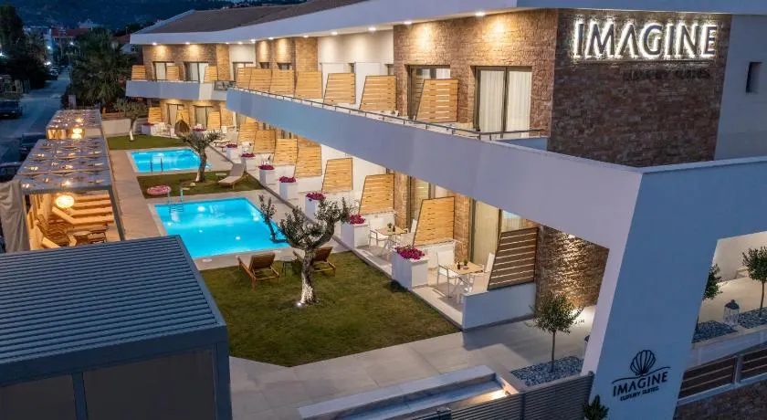 Imagine Luxury Suites - Image 1