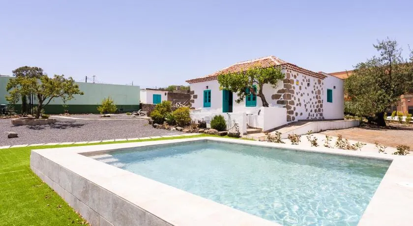 Home2Book Rural House with Private Pool & BBQ - Image 1