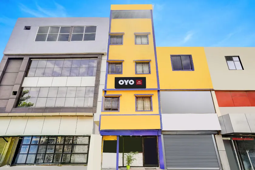 Hotel O Aatmakuri - Image 1