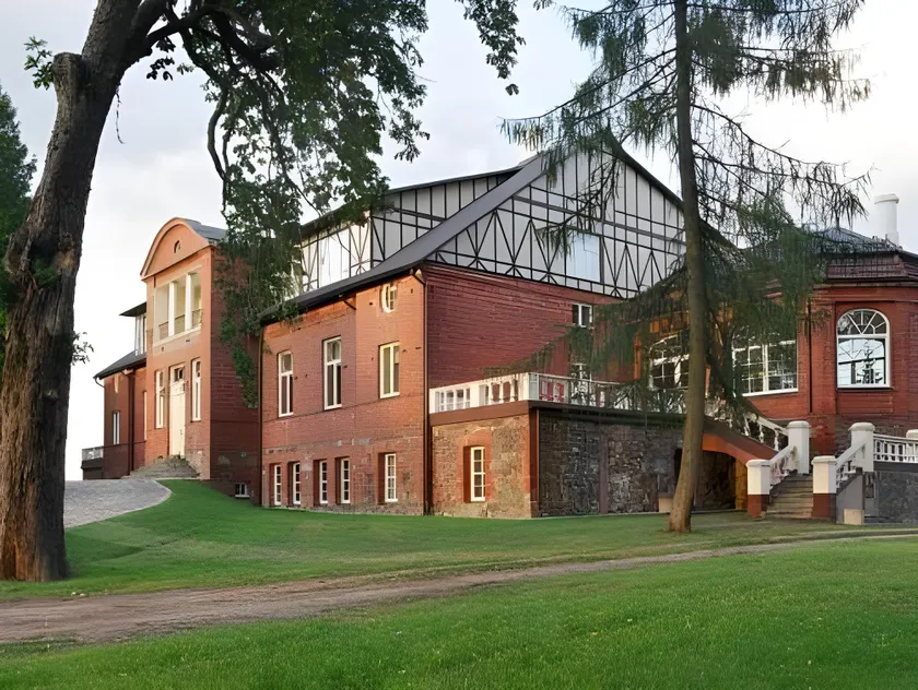 Piena muiža - Berghof Hotel & SPA - Image 1