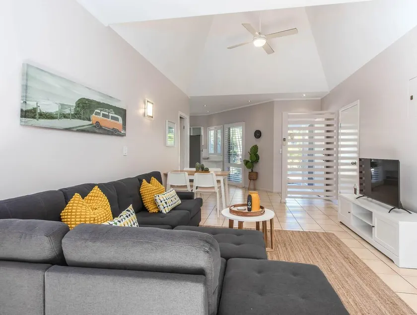 3 Bedroom Villa in Hastings Cove - Image 1