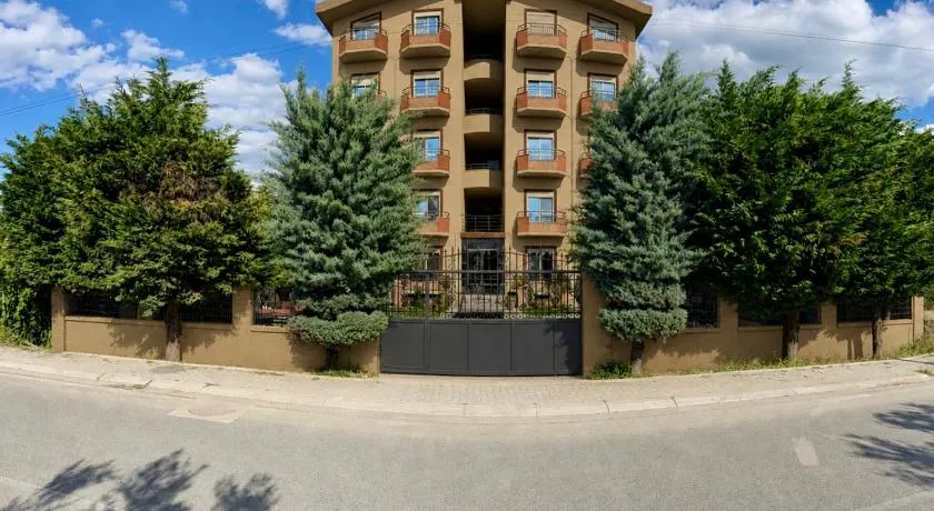 Serxhio Apartments - Image 1