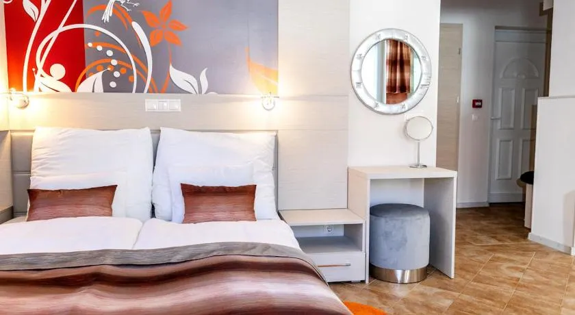 Mátyás Apartmanok - Image 1