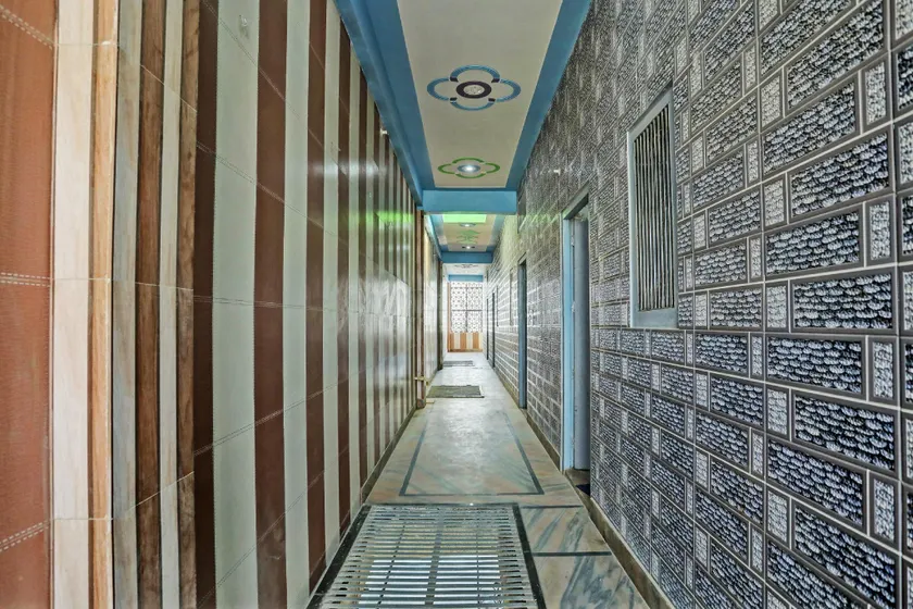 Hotel O Royal Galaxy Hotel - Image 1