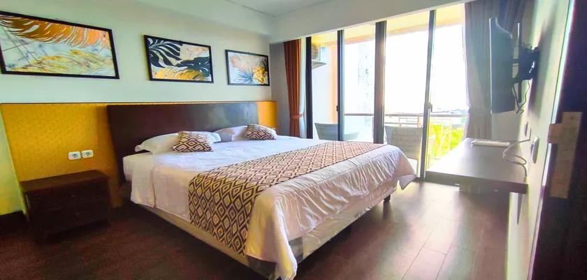 Skales Sea View Resort - Image 1