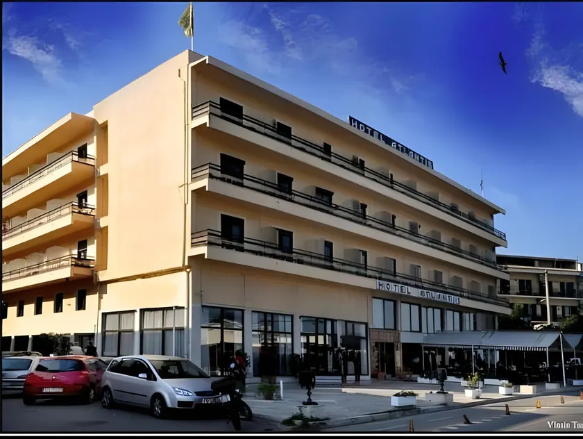Atlantis Hotel Corfu - Image 1
