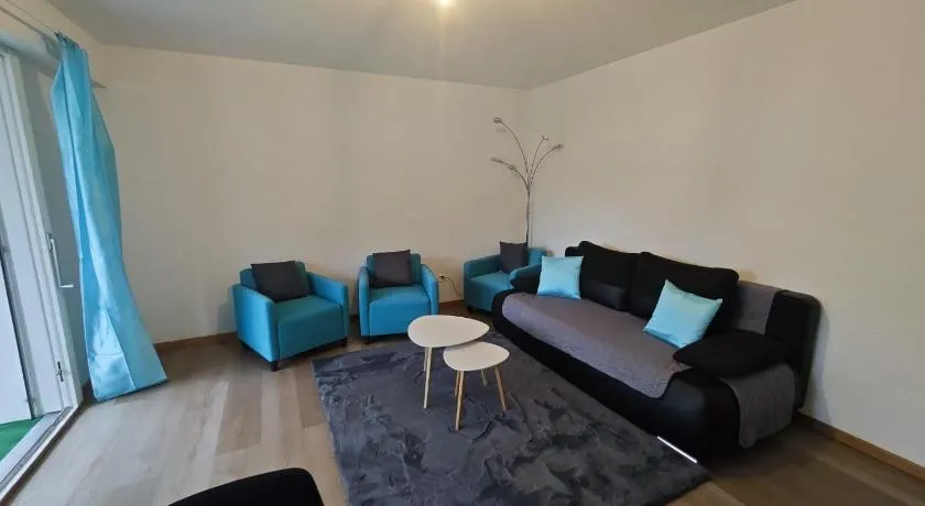 Coucouning Appartement ou chambres privees espaces communs a partager - Image 1