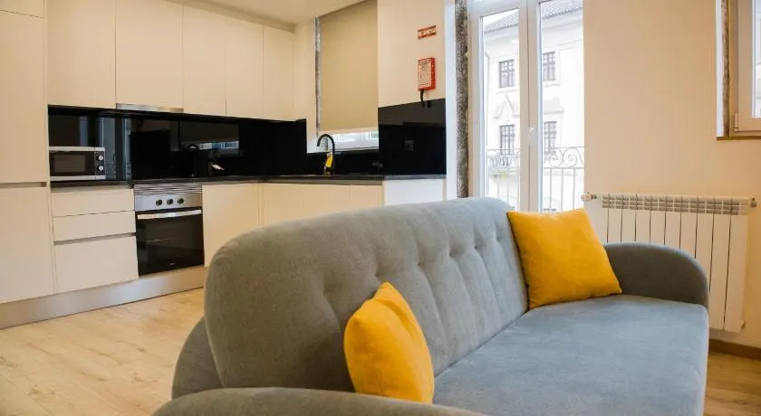 Apartamentos Avenida Premium - Image 1