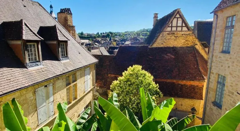 Sarlat.Catalina - Image 1