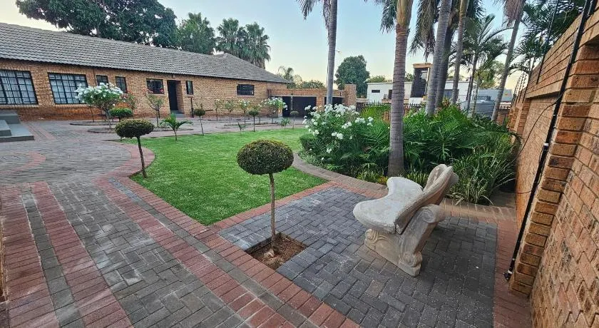 A Pearl Place - Image 1