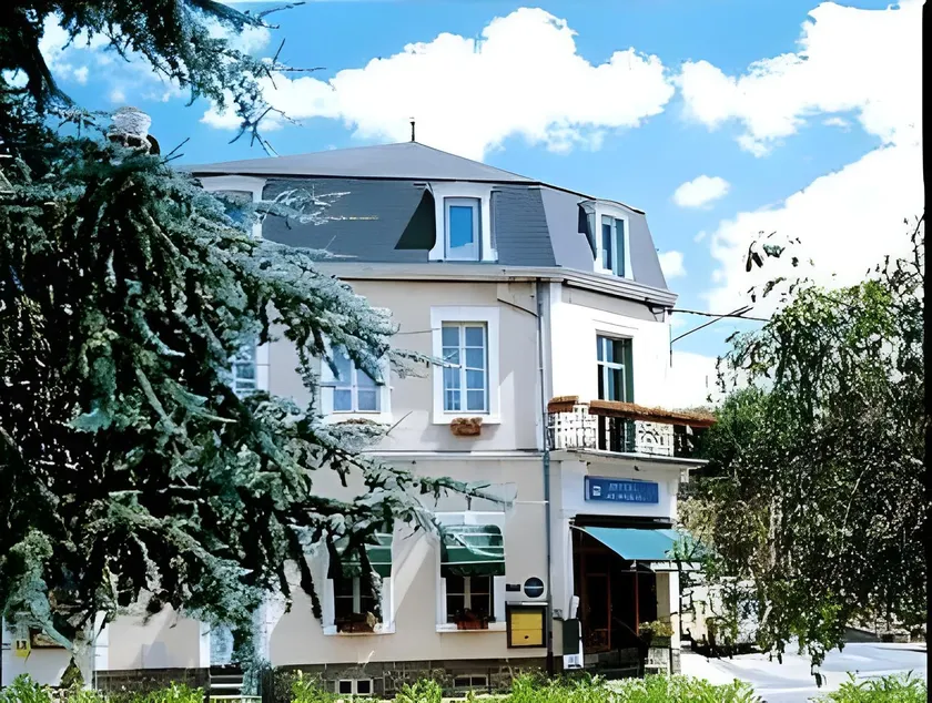 Hotel De Paris Jaligny - Image 1
