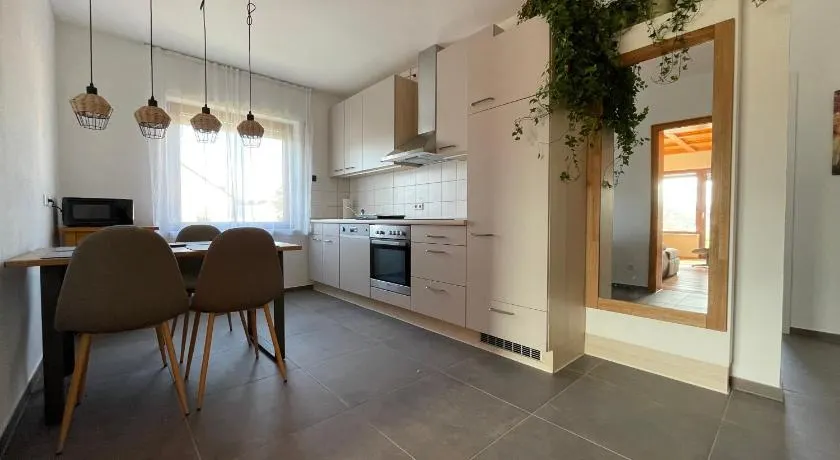 Ferienwohnung Siebenlinden - Image 1