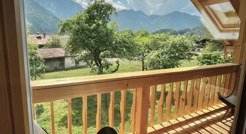 Alpen Lodge in Osterhofen - Berge, Ruhe & Natur - Image 1