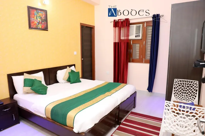 Hotel Abodes House - Image 1