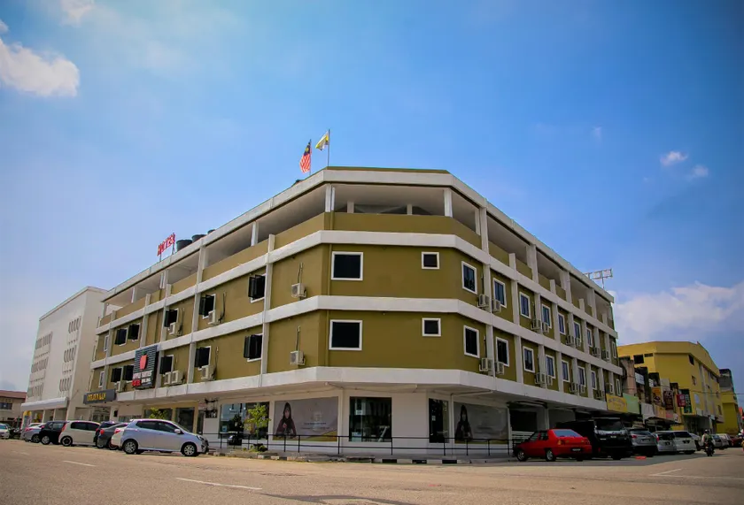 Apple Suites Hotel - Image 1