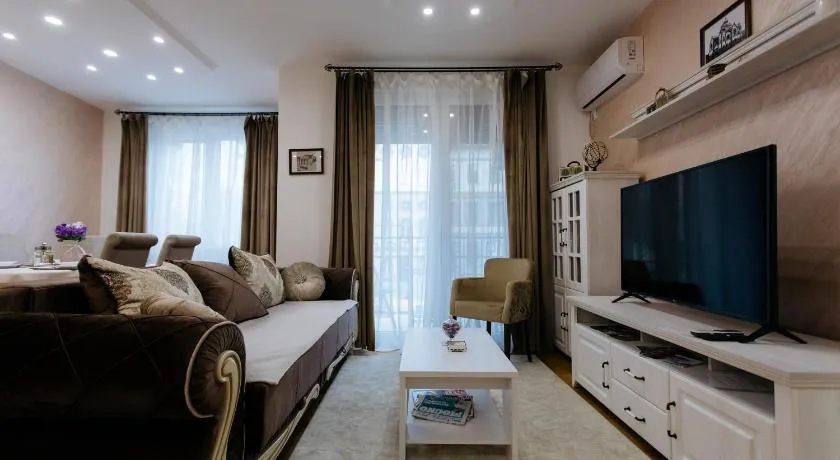 Apartman Kristina 4* - Image 1