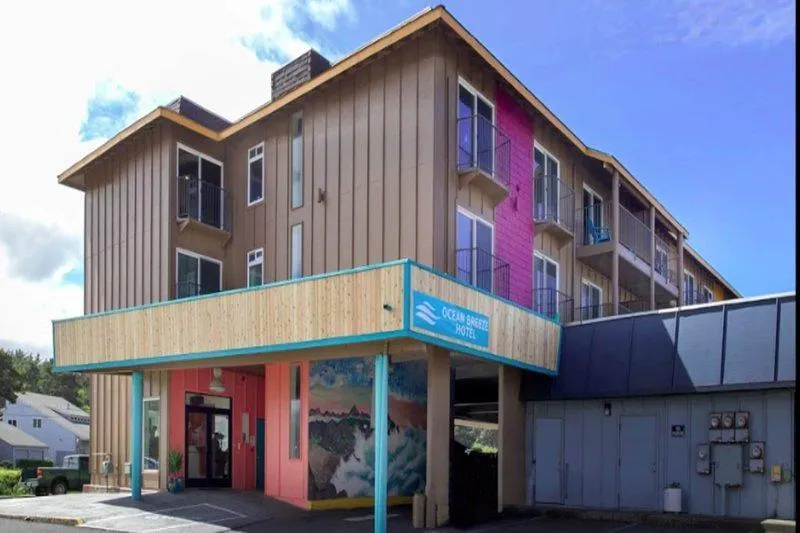 OYO Ocean Breeze Hotel at Lincoln City - Image 1