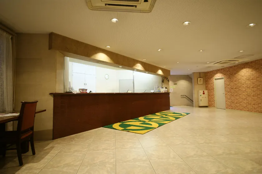 Kawasaki Green Plaza Hotel - Image 1
