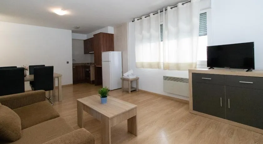 Apartamentos Araco 3000 - Image 1