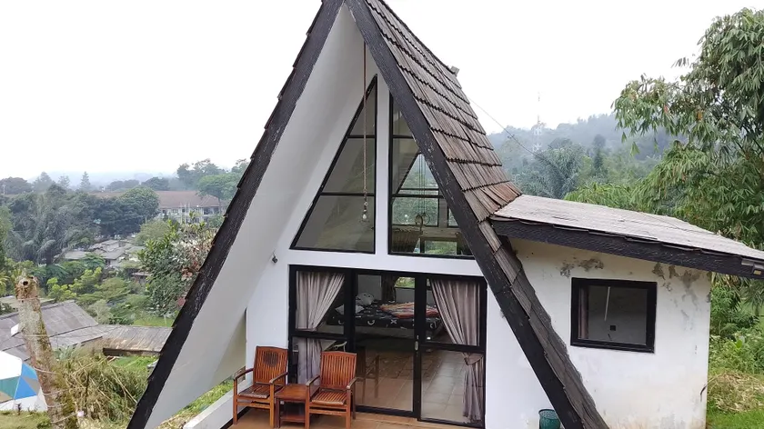 Villa  Marindu Triangle Ciater - Image 1