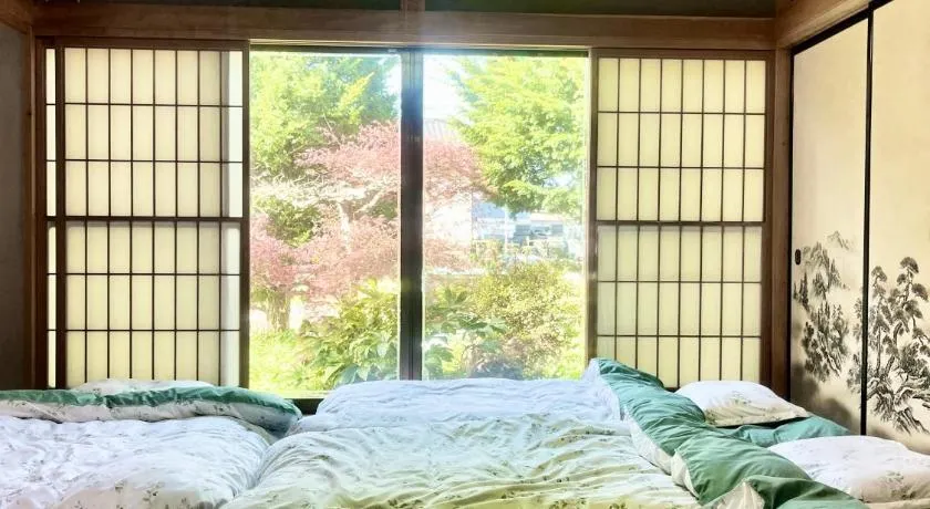 T&T Fujiyama Guest House - Image 1
