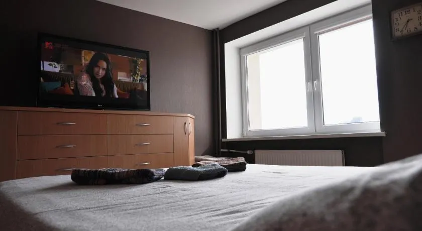 Apartment near Old Town 1km 24h self-check-in free parking - Image 1