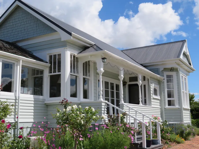 Cotswold Cottage Bed and Breakfast - Image 1
