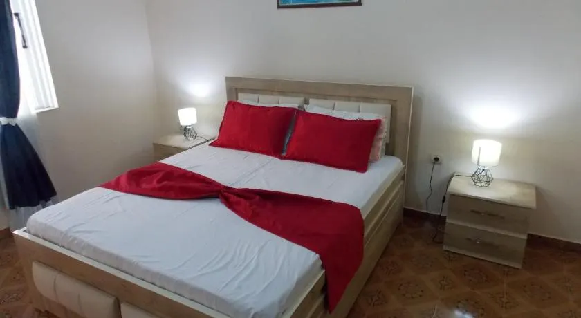 Apartment Dejvi - Image 1