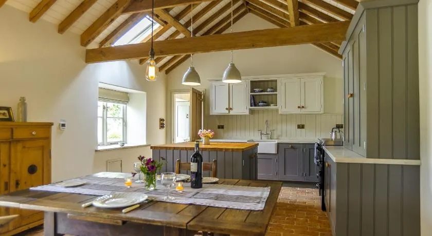 Pea Cottage - Image 1
