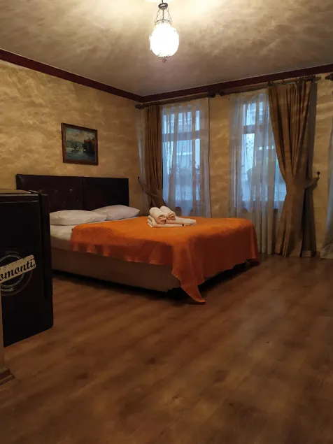 Istanbul Irish Hotel - Image 1