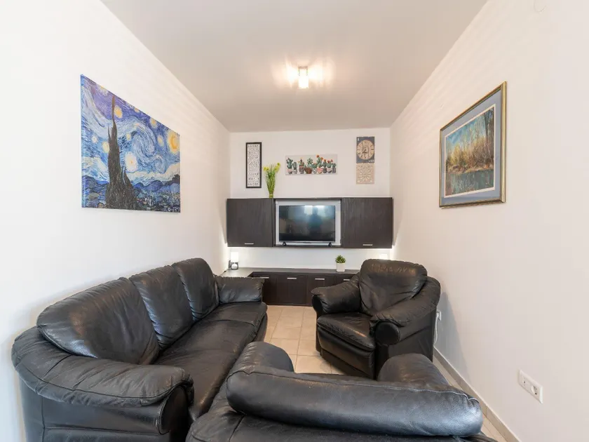 Holiday Home Lea - Image 1