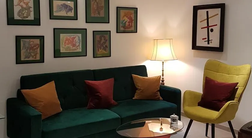 Avantgarde - Image 1