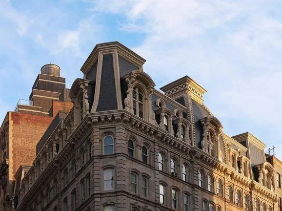 NYC Empire Apartments - Image 1
